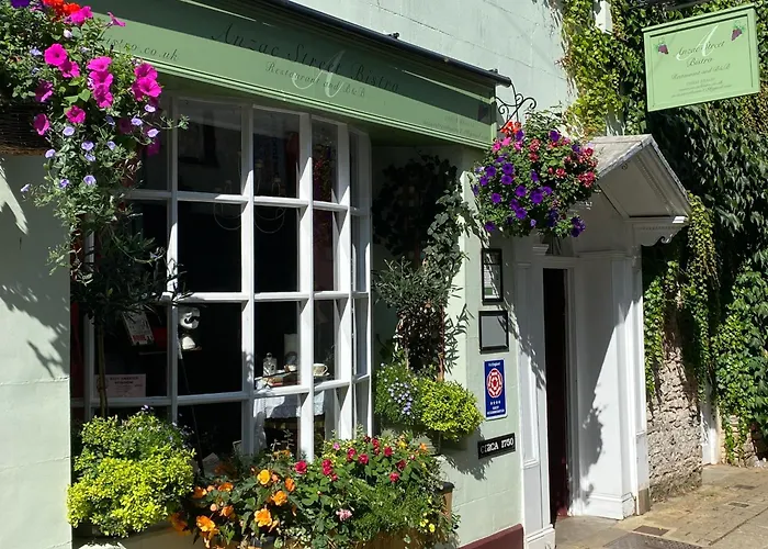 Anzac Street B+Bistro