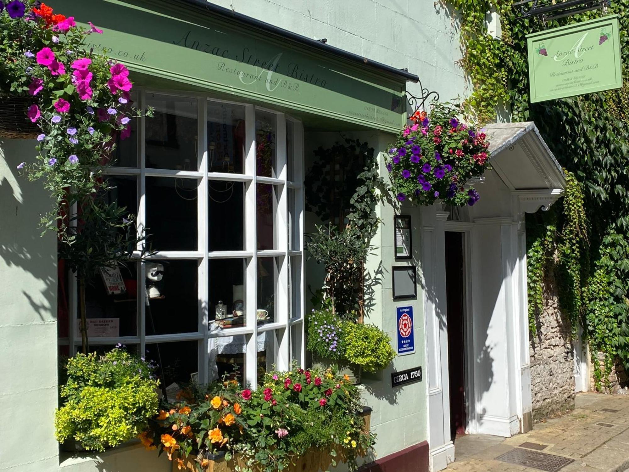 Bed & Breakfast Anzac Street B+bistro Dartmouth