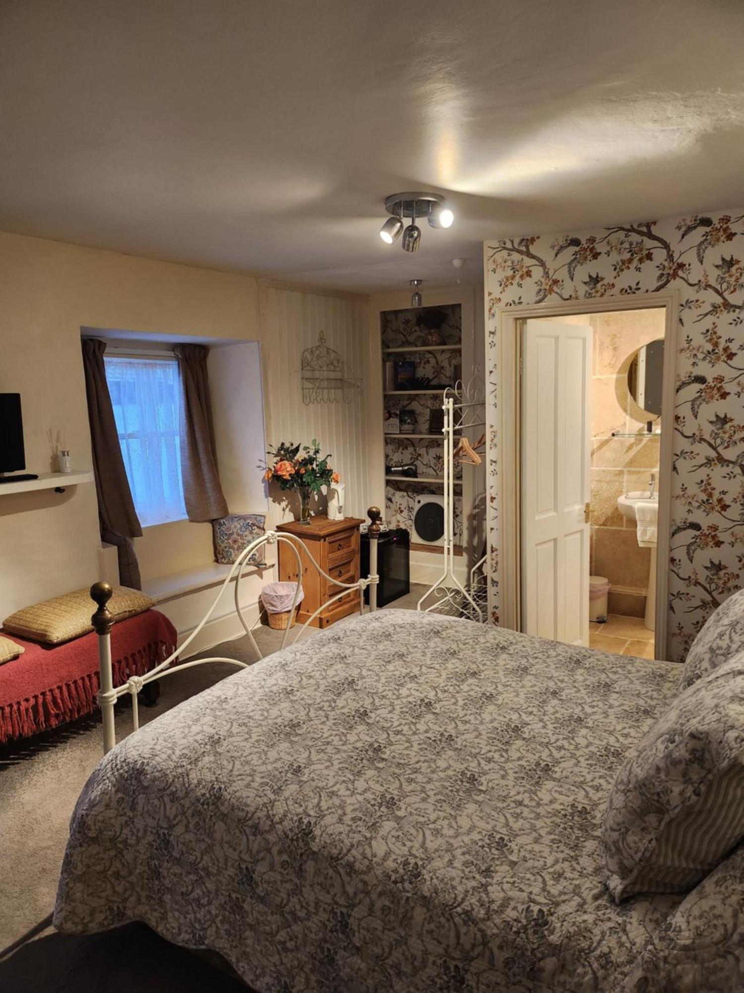 Anzac Street B+bistro 4*